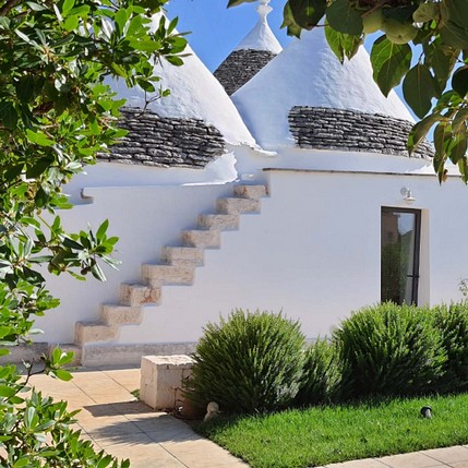 Trullo-V-R--01.jpg